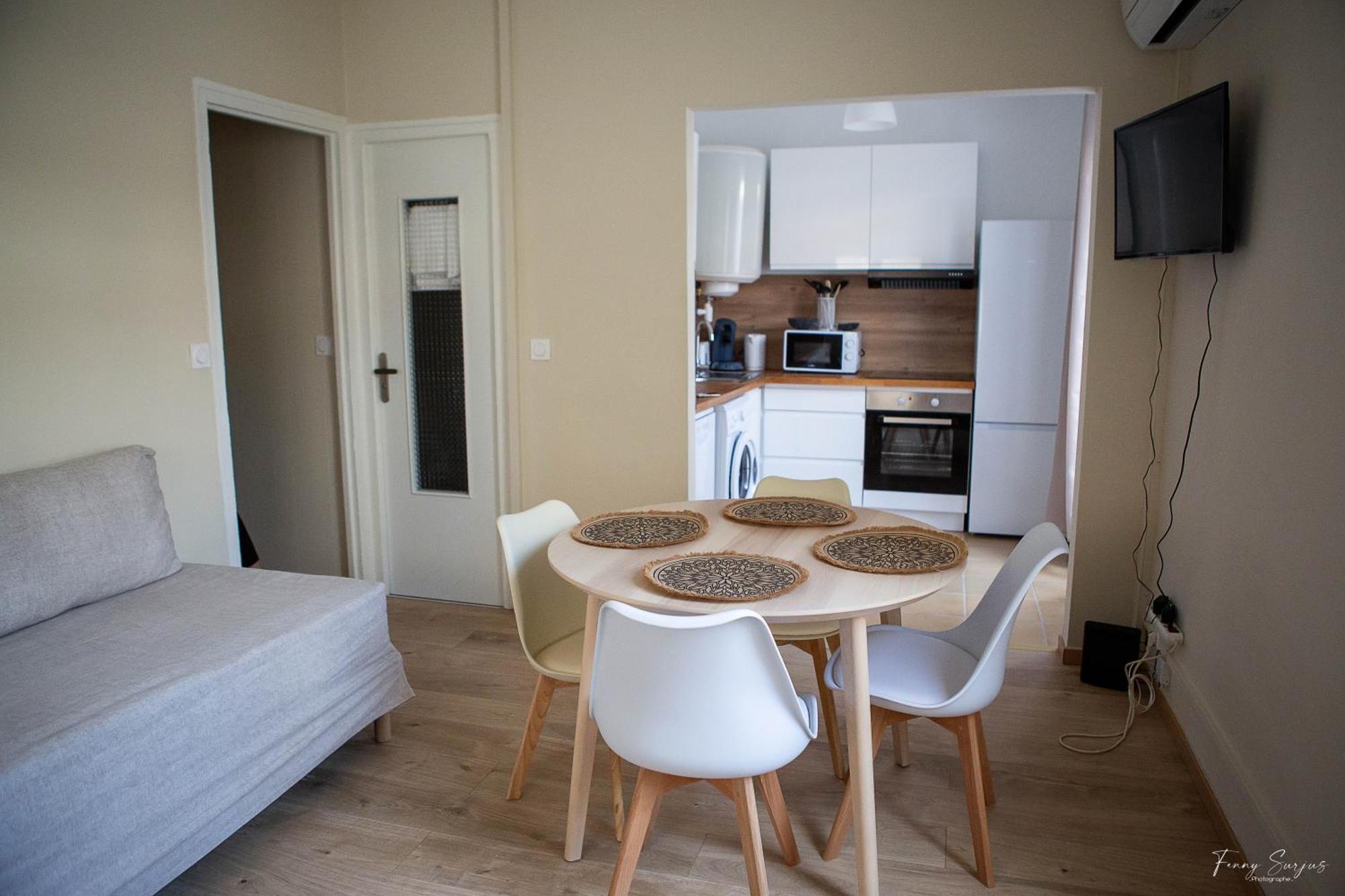 Appartements Confortables - Gare A 5 Min Pied - 20Min De La Plage - Terrasse Perpignan Buitenkant foto